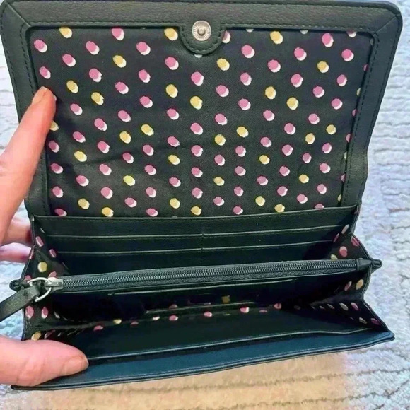 Vera Bradley trifold wallet - Picture 5 of 5